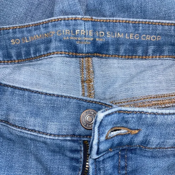 Chico’s Girlfriend Frayed Cropped Jeans Frayed Ankle Length Pashmina Indigo - Picture 7 of 8